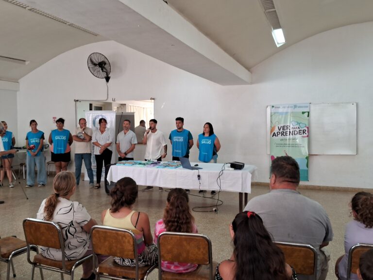 Entrega de anteojos: “Ver Para Aprender”