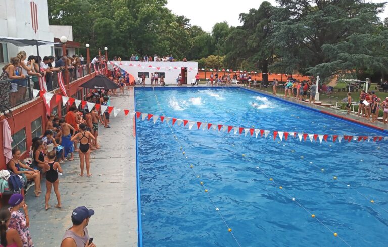 El primer zonal de natación se realizó en Atlético 9 de Julio