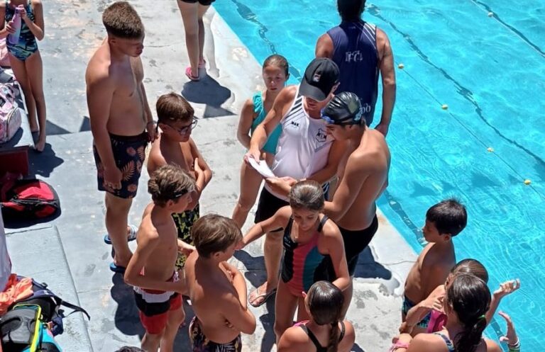 Natación: Libertad participa de los zonales