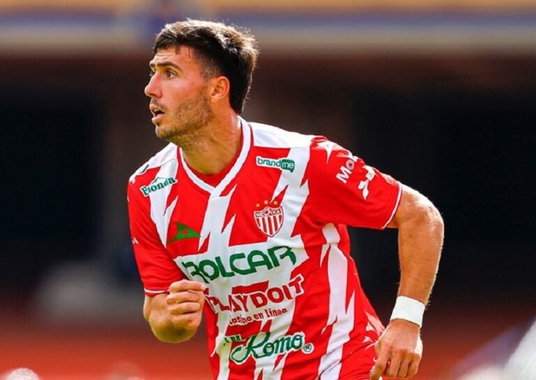 José Paradela, en su primer año en el Necaxa