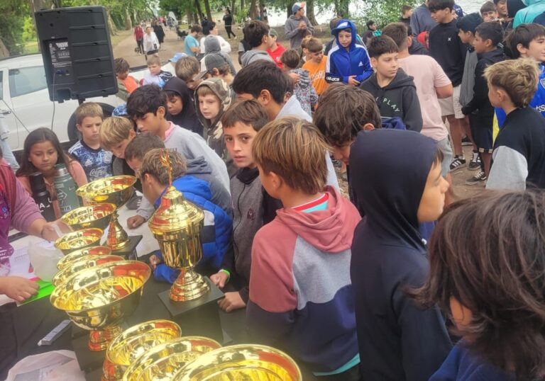 Más de cien participantes en el Concurso de Pesca