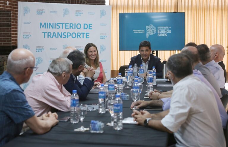 Transporte: “buscar un equilibrio que proteja a los usuarios”