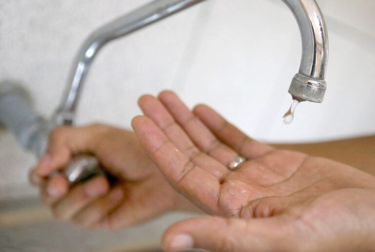 Agua corriente: se recuerdan prohibiciones y recomendaciones