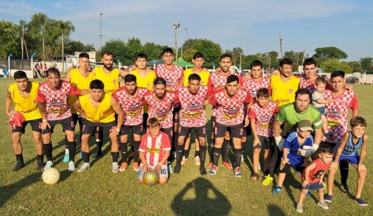Ascenso: Patricios goleó y se afirma