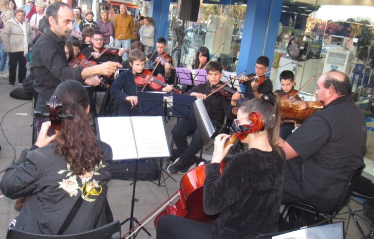 Convocan a músicos a sumarse a la Orquesta