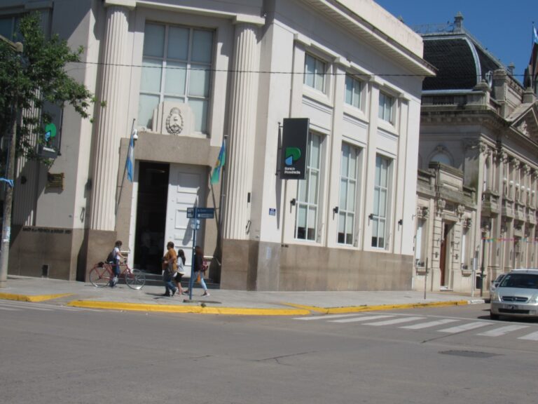 Desde el martes, cambia el horario de atención bancaria