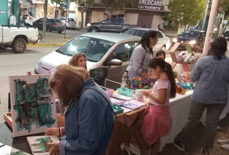 Se realizó la primera Feria de Arte y Diseño