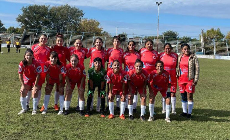 Fútbol Femenino: lideran Agustín Alvarez y Morea