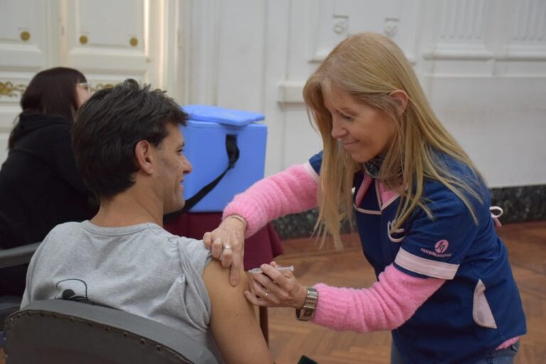 Vacunación Antigripal: el Municipio espera nuevas dosis