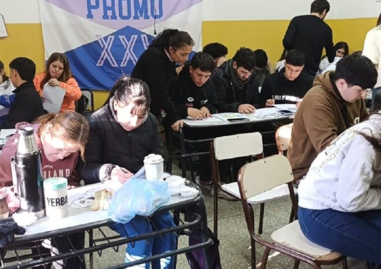 Proyecto Habitando Aulas: talleres en Dudignac y Morea