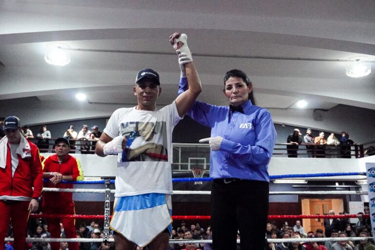 Boxeo: «Panterita» Rodríguez reapareció ganando por KOT