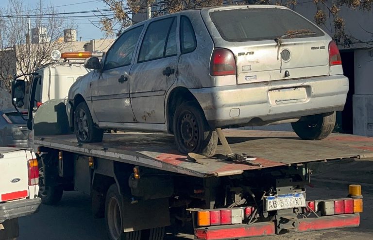 Vehículos abandonados: retiro de la vía pública