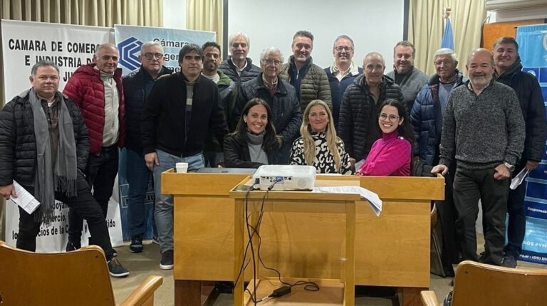 Renovación de autoridades de la Cámara de Comercio