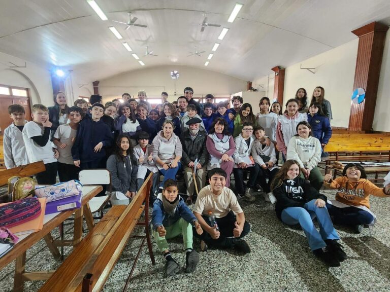 Sigue adelante “Museo a Las Escuelas”