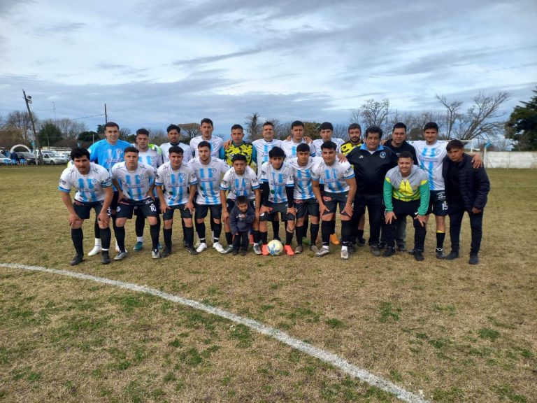 Ascenso: 12 de Octubre venció a Compañía