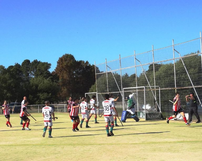 Hockey masculino: Atlético 9 de Julio venció a Club Social
