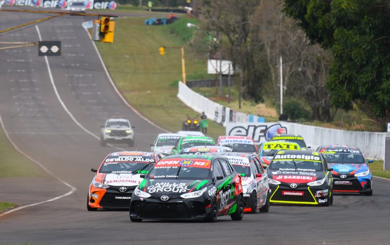 Turismo Nacional: Bautista Damiani sigue luchando por el campeonato de la Clase 2