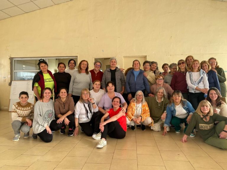 Encuentro de yoga, reflexión y bienestar en el CIC