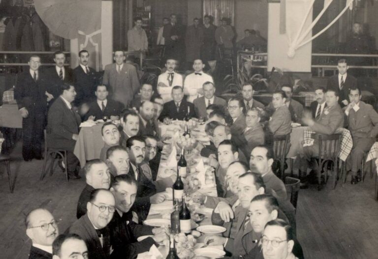 Osvaldo A. Cabanillas. Del micrófono de plaza a la radio nacional