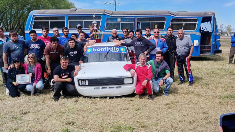 Automovilismo: emotivo homenaje a Alejandro Carilla