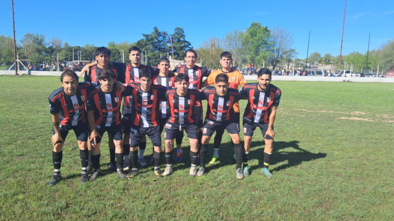 La Niña derrotó a Agustín Alvarez