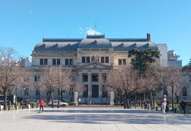 En la Cuarta Sección se eligen siete senadores