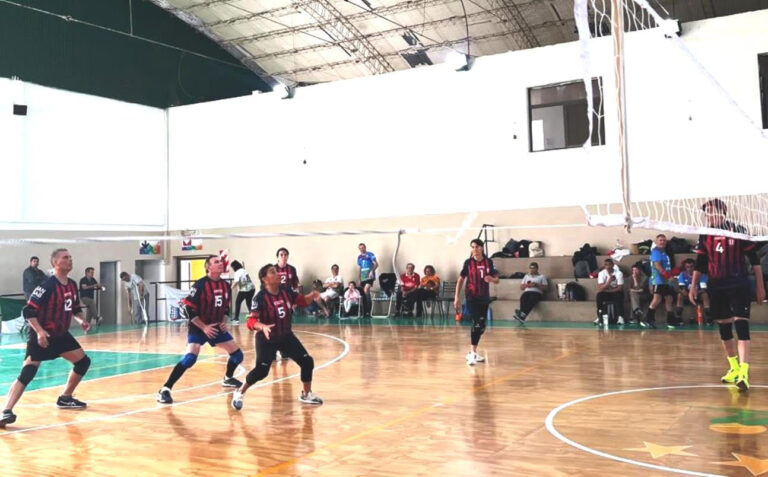 Newcom: el equipo mixto +50 de Atlético en el Torneo Provincial