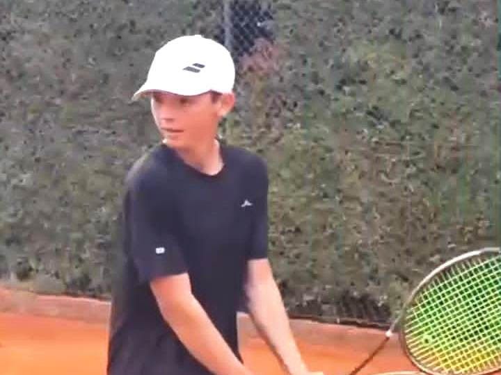 Valentino Rossi se prepara en la Academia “Ichkov”