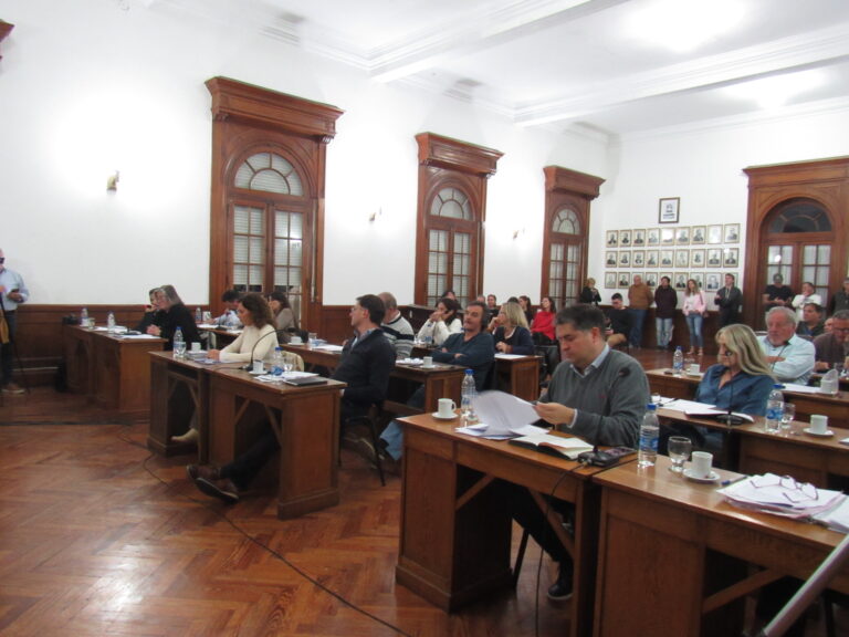 Casa de Abrigo: el Concejo cita a Gentile