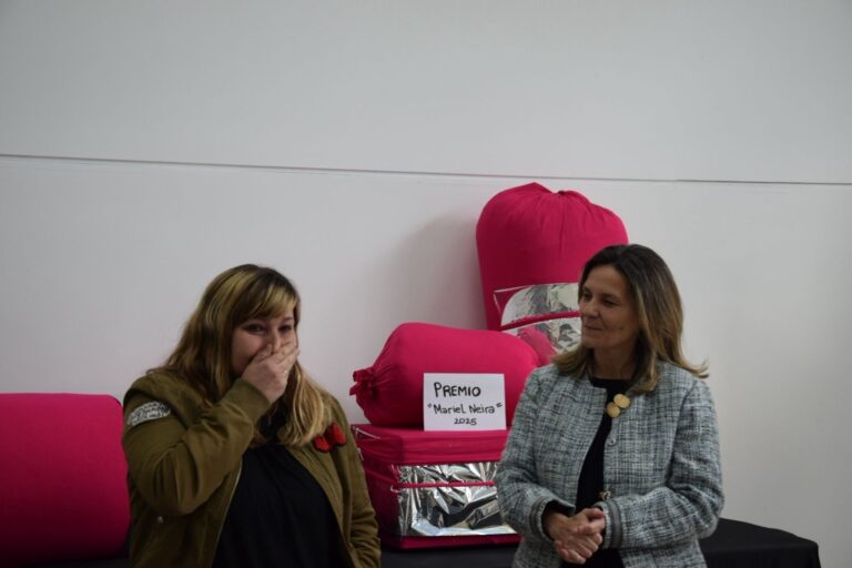 Premio “Mariel Neira”: octava entrega a emprendedores