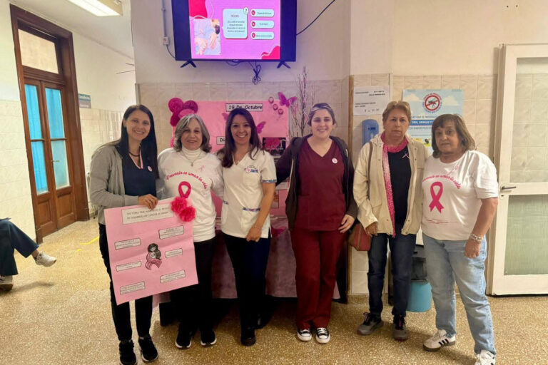 Hospital: concientización sobre el cáncer de mama