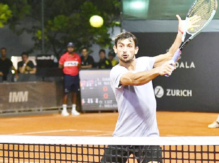 Mariano Navone clasificó a Cuartos de Final