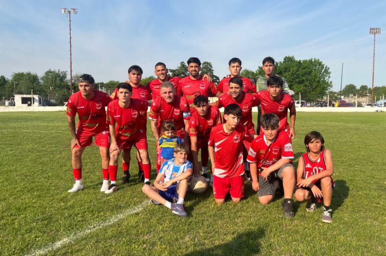 Primera A: Agustín Alvarez goleó a Quiroga