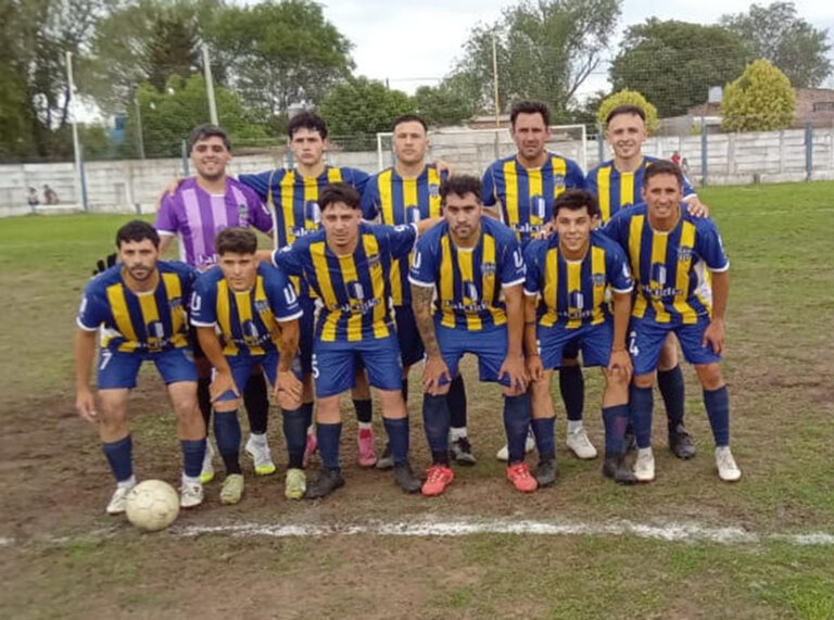 Ascenso: 18 de Octubre se mantiene en la punta