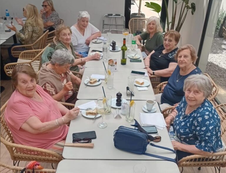 70 años de egresados: reencuentro de la Promoción 1955