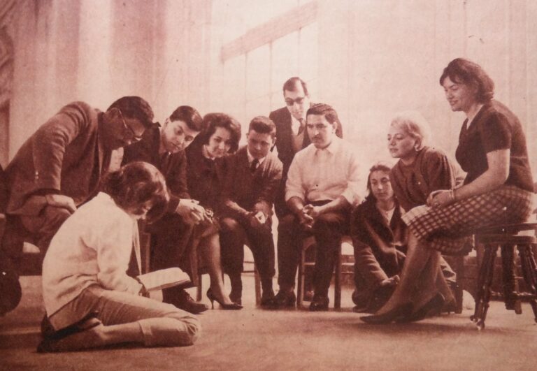 Memoria y vigencia de la escena independiente nuevejuliense: el legado del T.I.N.