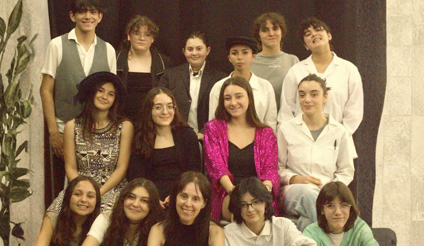 Teatro en la Biblioteca: “Prohibido suicidarse en primavera”