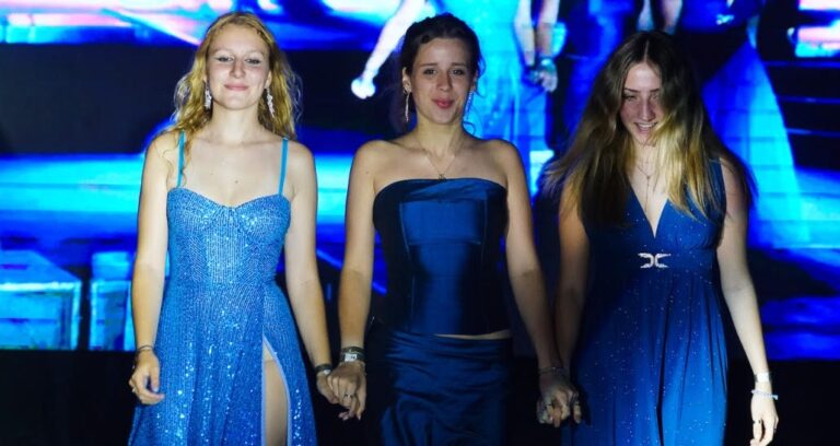 La Promo 2025 se despidió con el Baile de Egresados