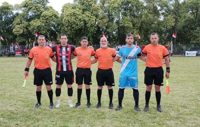 Fútbol local: partidos y árbitros