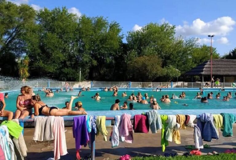 El Club Libertad celebra su 102 aniversario