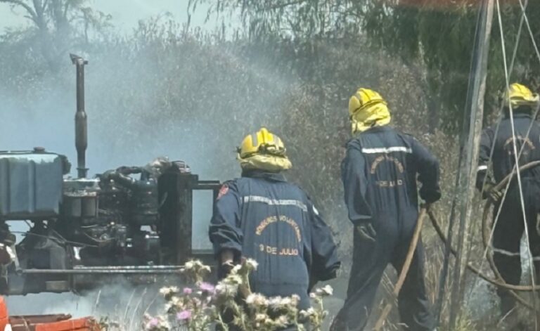 Intensa labor de Bomberos Voluntarios