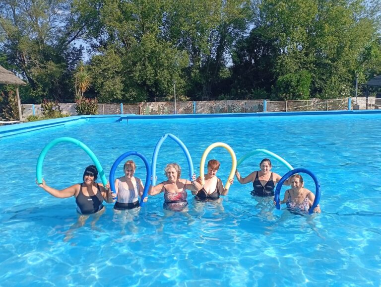 Club Libertad: colonias para niños y para adultos