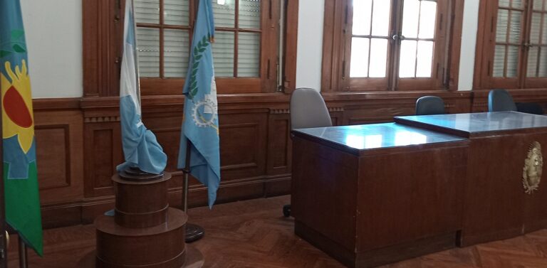 Juicio de Enjuiciamiento: se suspende el sorteo de abogados