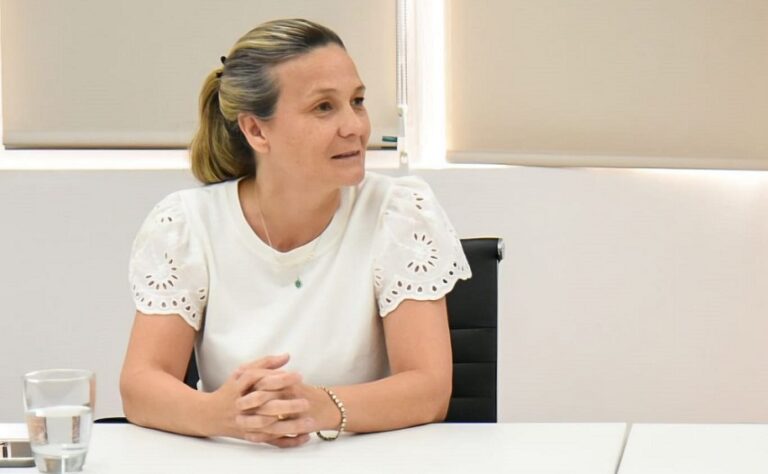 Gentile realizó gestiones por escrituras y obras