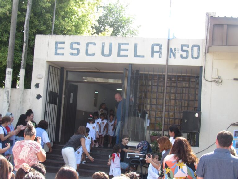 Inicio de Clases: el acto se realizará el martes