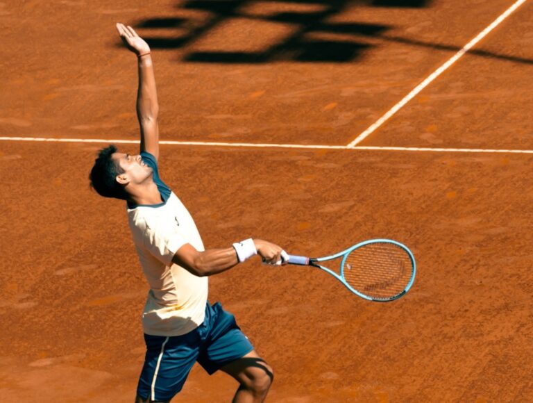 Mariano Navone se metió en 8vos de final en Chile