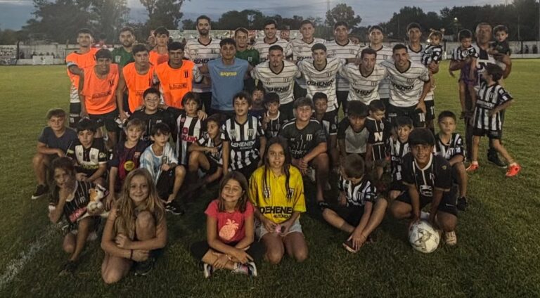 Primera A: French goleó a Patricios