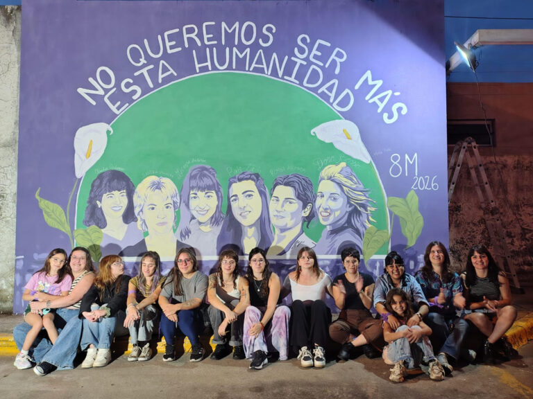 Día de la Mujer: emotivo encuentro en la Terminal