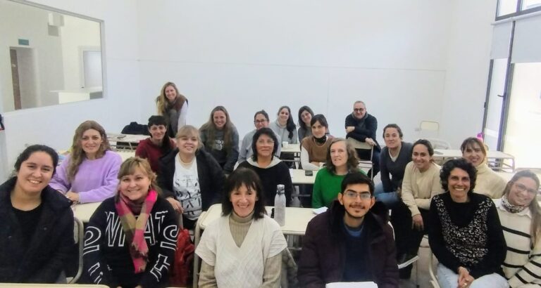 “Aprendiendo a Emprender”: comienzo de inscripción