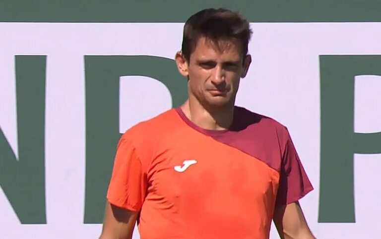 Buen partido de Mariano Navone, más allá de la derrota